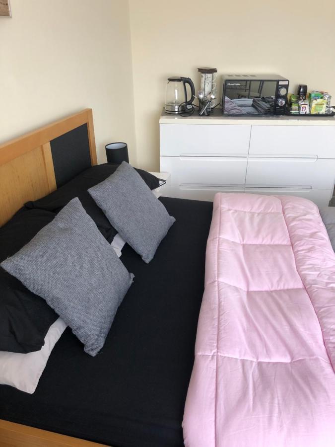 Apartment Spring Breaks Near Charlestown From 85 Pounds Per Night! *
